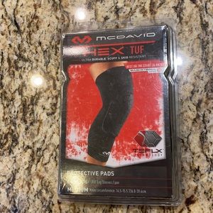 Mcdavid protective knee pads